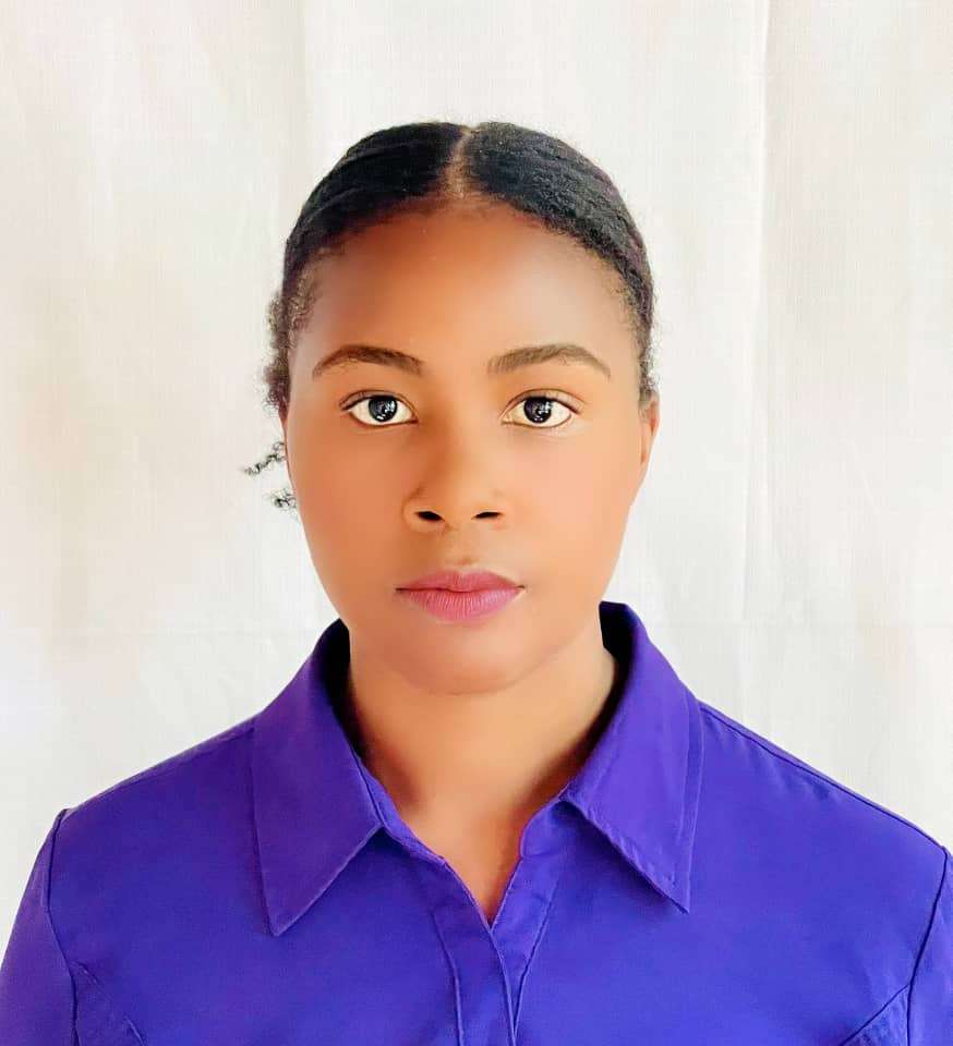 Esther Fara Manguira